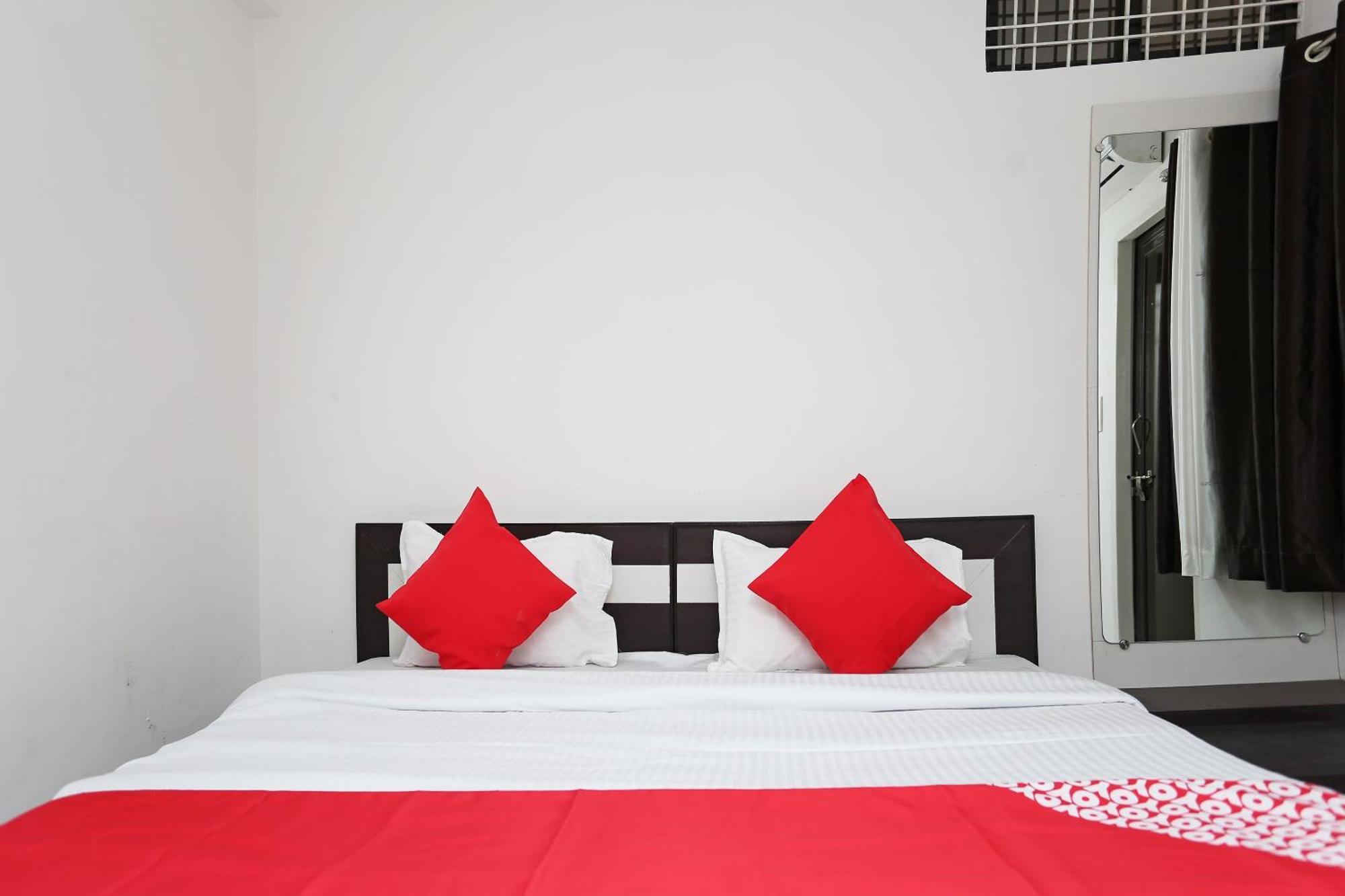 Hotel O 30359 Hotel The Vinayak Bhopal Bagian luar foto