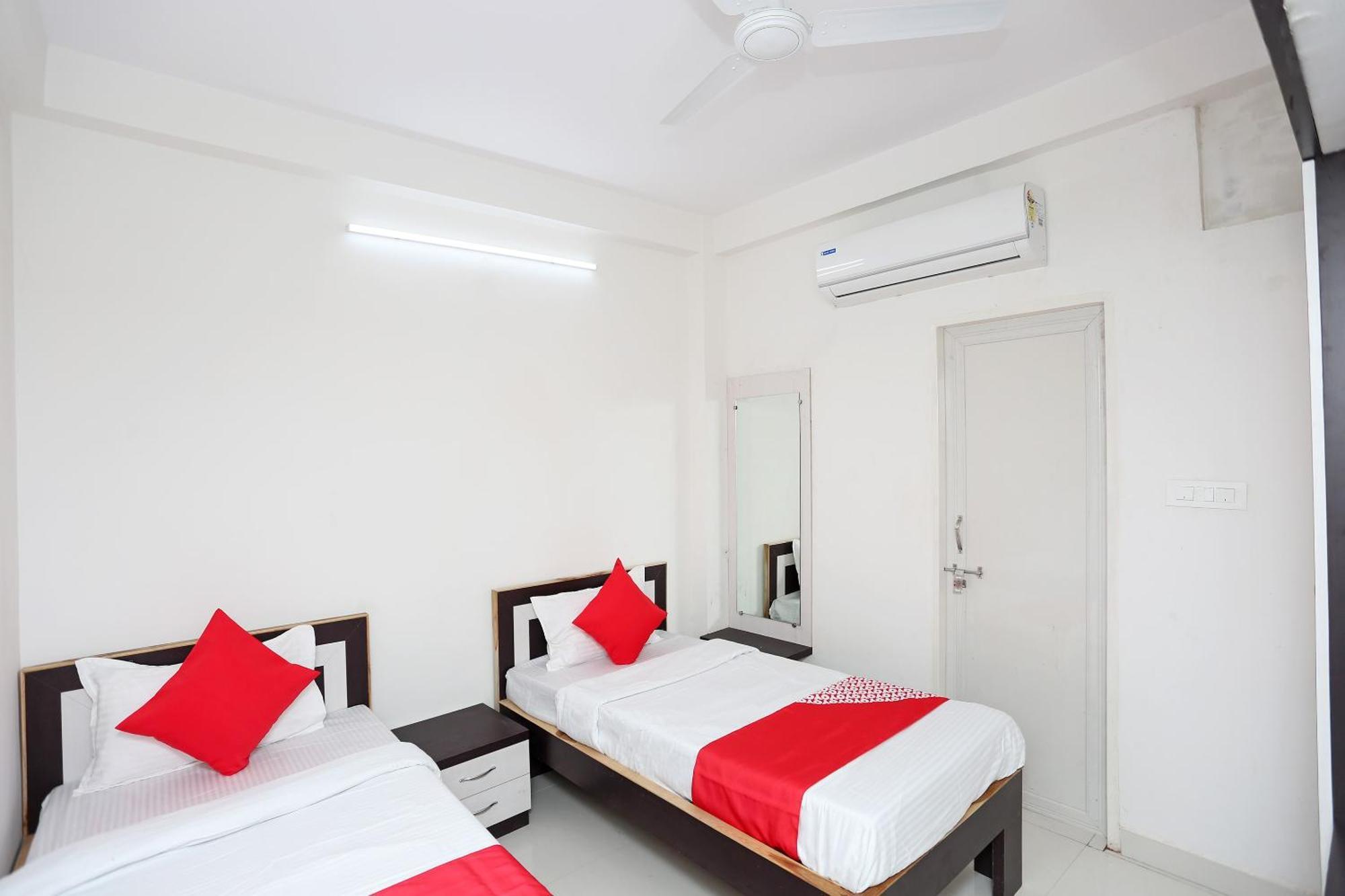 Hotel O 30359 Hotel The Vinayak Bhopal Bagian luar foto