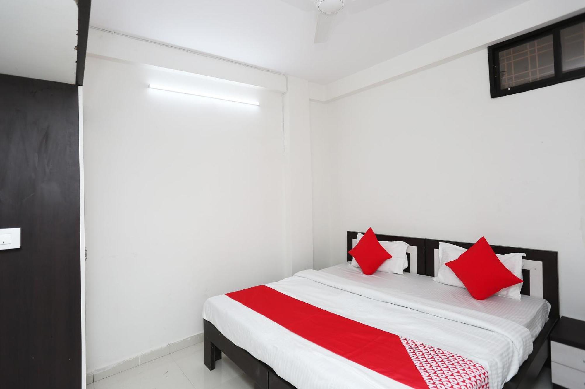 Hotel O 30359 Hotel The Vinayak Bhopal Bagian luar foto